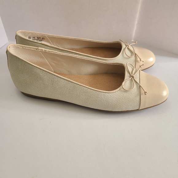 Dr Scholl's Wexley Bow Flats Size 8 M - Picture 6 of 13